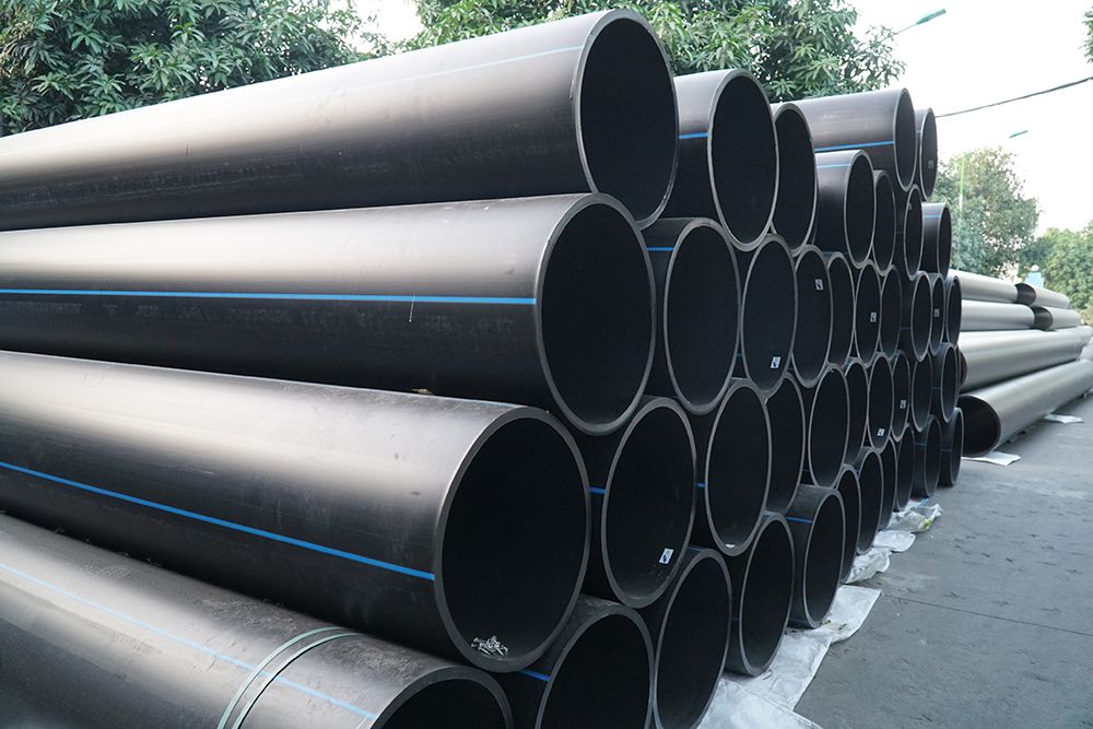 Đi lô hàng ống nhựa HDPE Dekko lớn của nhà phân phối miền Nam.